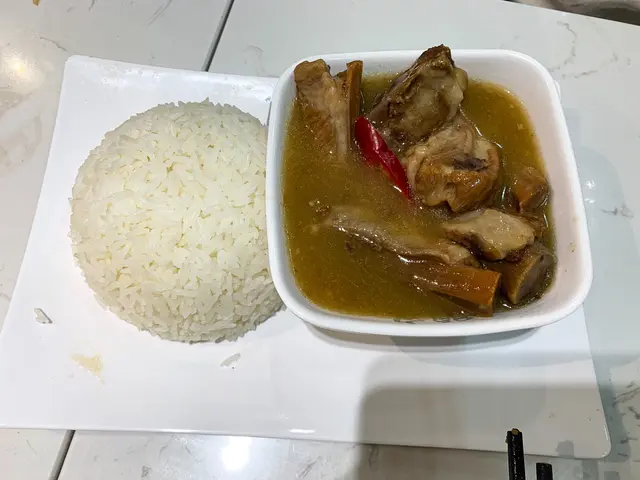 梅子金沙骨飯
