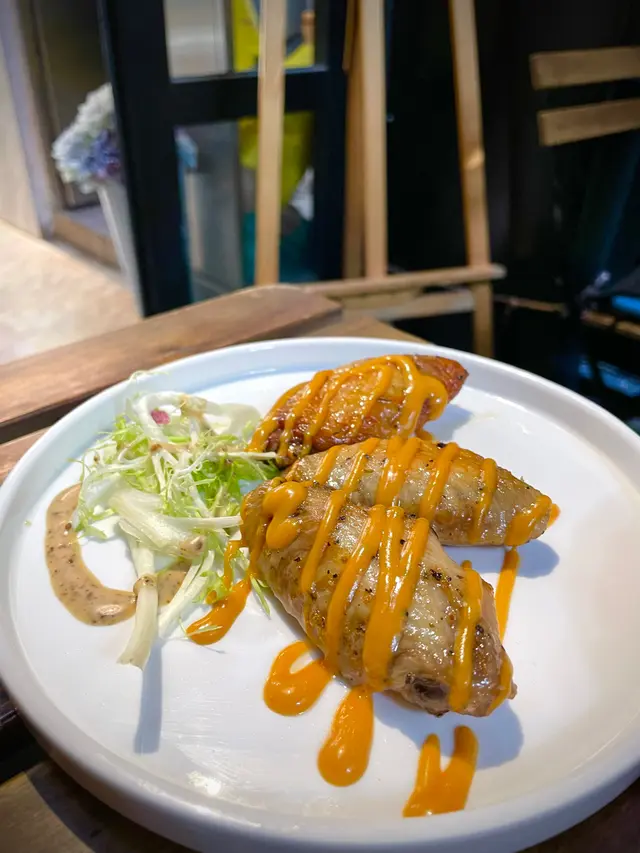 蜂蜜芥末雞翼(3隻)Chicken Wing Served with Honey Mustard Sauce (3 pcs)