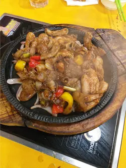 鐵板豬雜