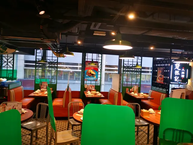 餐廳充滿傳統舊式茶記裝修