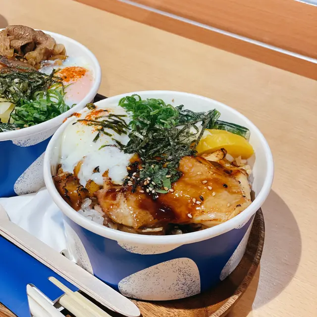 和式香料慢煮雞肉海苔五穀便當