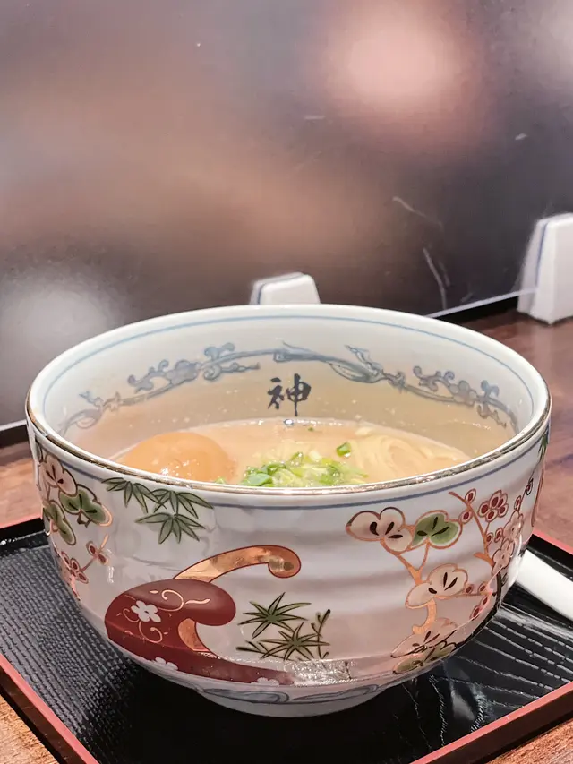 白神山豚角拉麵