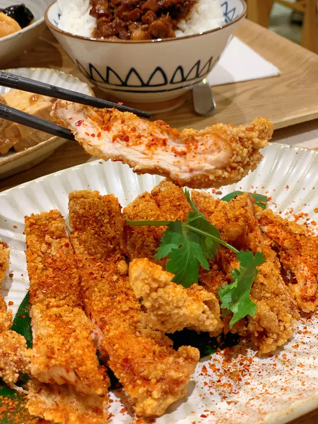 麻辣香酥雞扒
