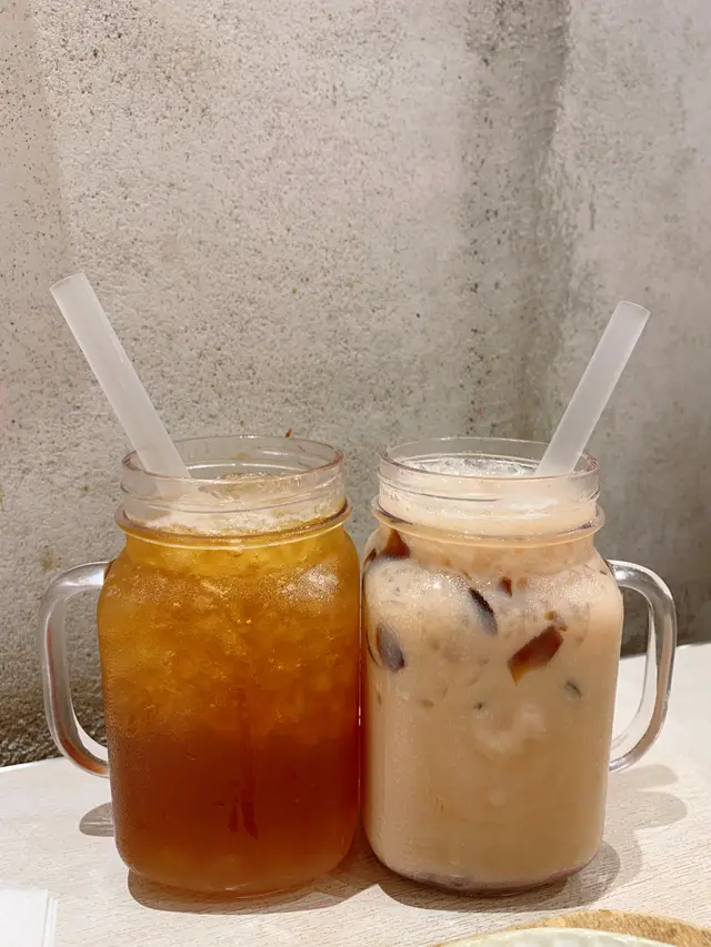 蒟蒻球白桃烏龍&三寶奶茶