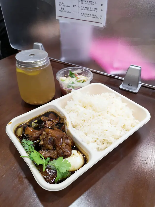 正宗滷水豬手飯