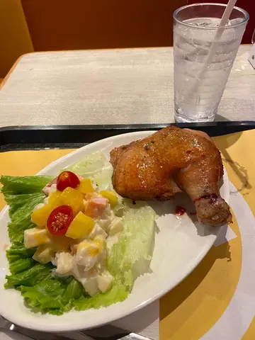 Chicken  leg  n  salad