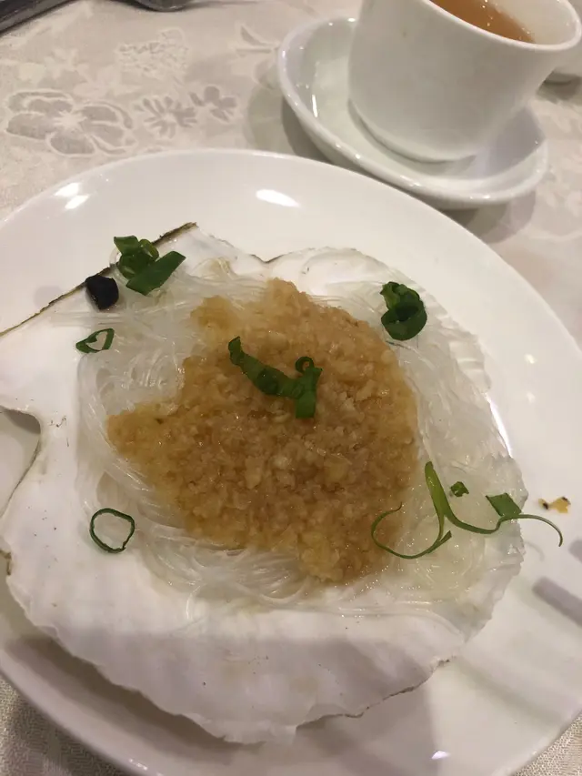 蒜蓉粉絲蒸扇貝