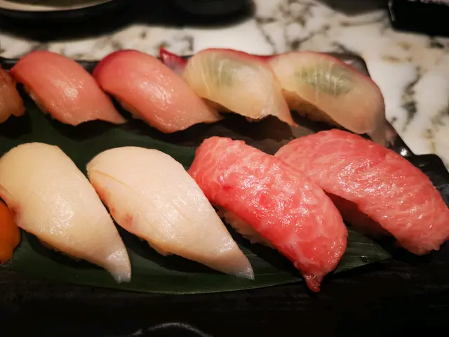 其他款式的壽司,其中極上本鮪魚鮫入口即溶,絕對物有所值