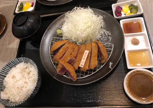 厚切菲力炸牛扒套餐