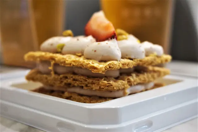 士多啤梨千層批