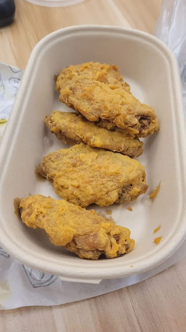 邪惡咸蛋黃雞翼 😋😋😋