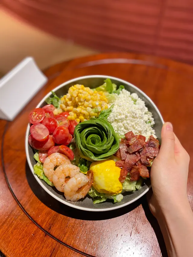 Avobar  Cobb  Salad