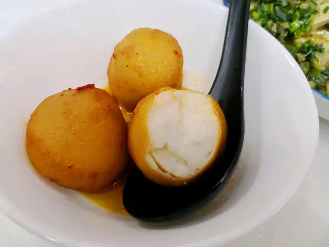 招牌麻辣大波波魚蛋