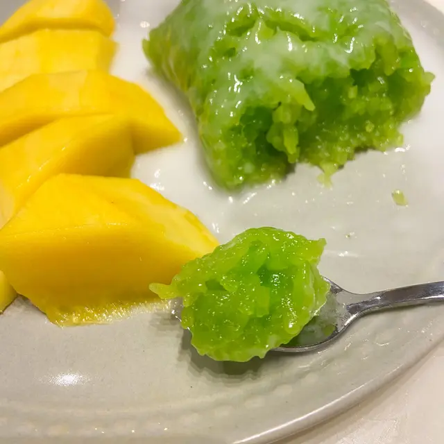 椰汁芒果糯米飯