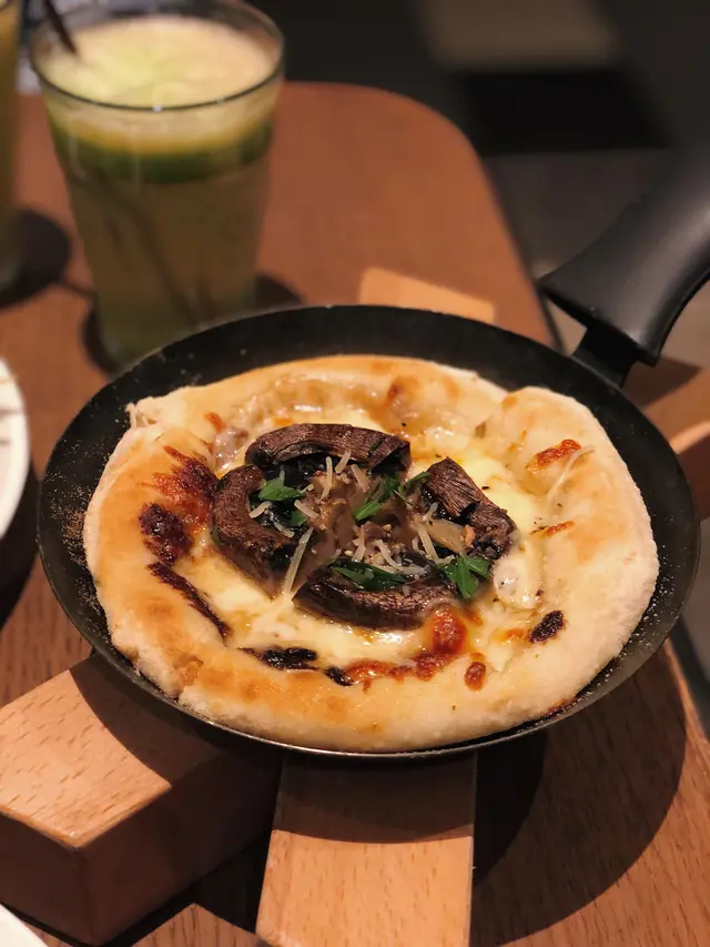 黑蒜大啡菇mini 🍕
