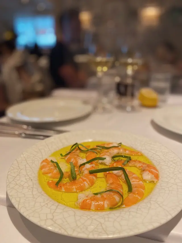 Crevettes Tièdes â l'Huíle d' Olive
