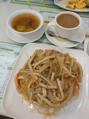 鮑魚三絲炒麵