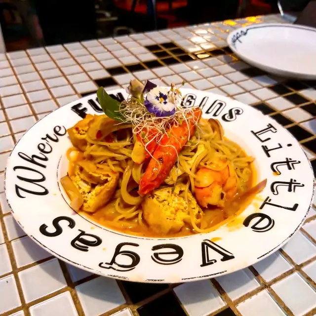 泰式冬蔭公意粉