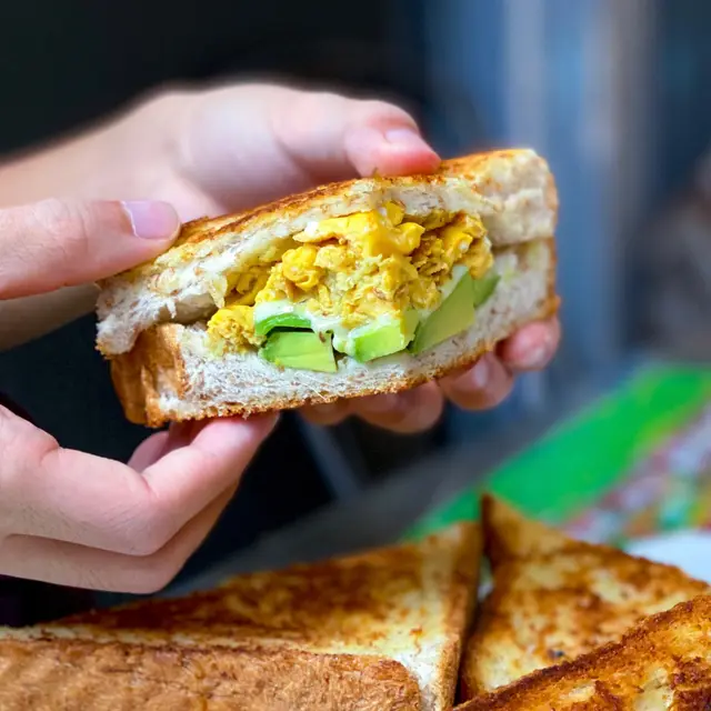 果芝士炒蛋三文治