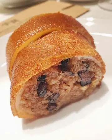 糯米酿脆皮乳猪