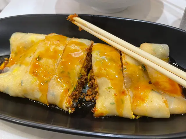 芝士肉鬆蛋餅
