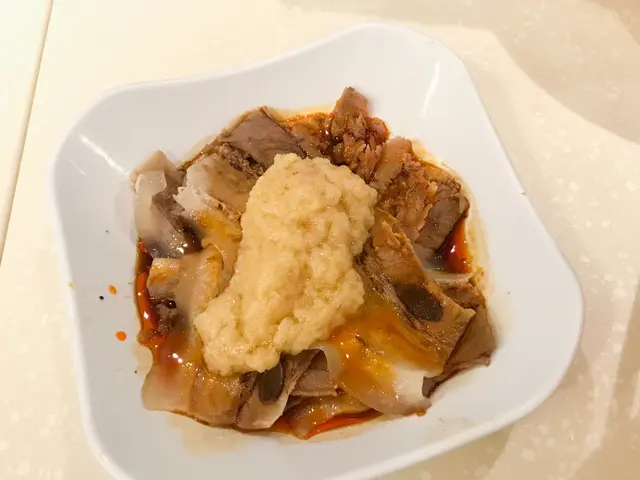 蒜泥白肉 (細)