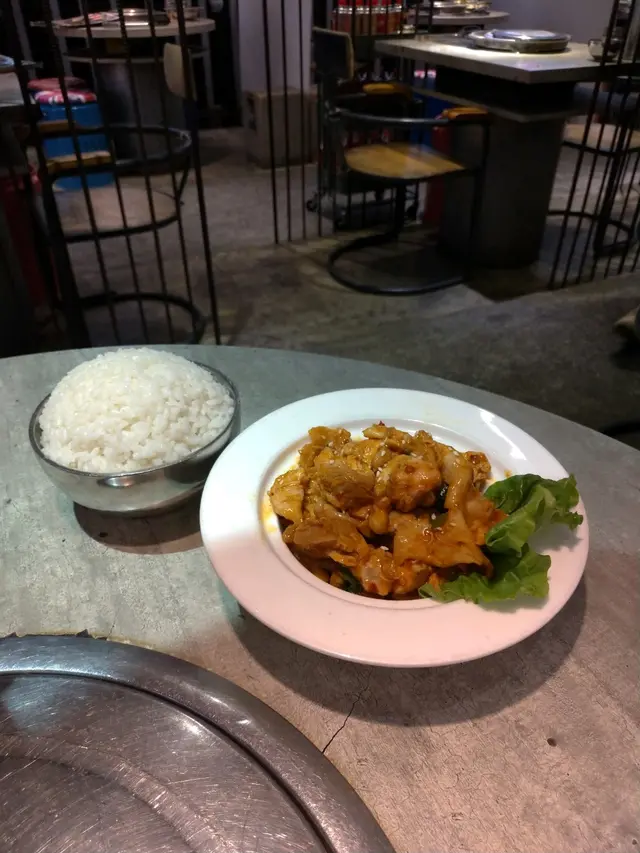 地獄辣辣手撕雞飯