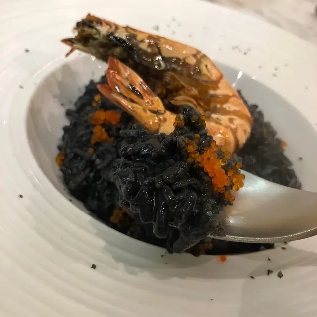 [A5] 虎蝦墨魚汁意大利飯