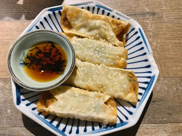 雞軟骨餃子