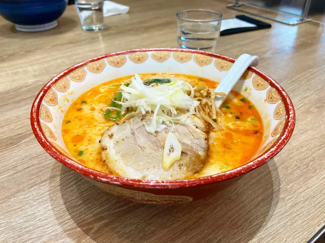辛辣熟成濃湯拉麵