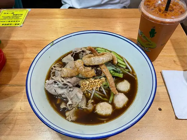 豬肉船麵