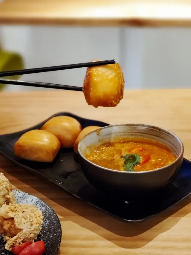 辣椒蟹肉醬·炸饅頭