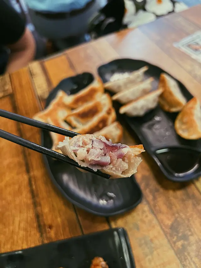 洋蔥豬肉煎餃