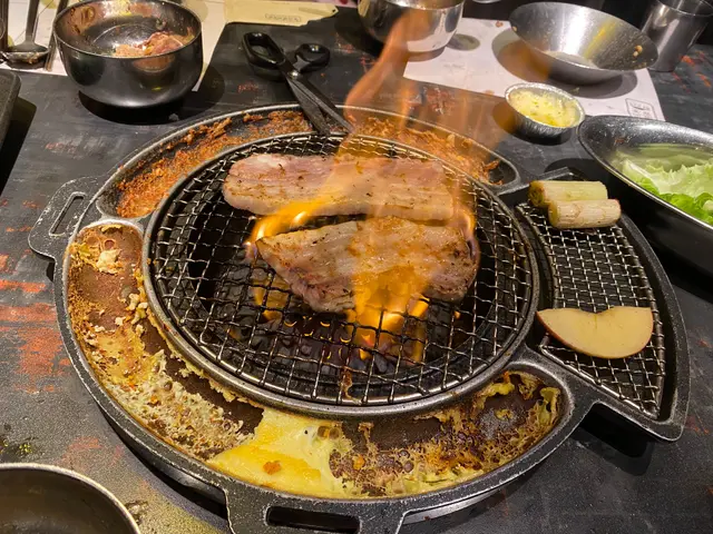 濟州豪快黑毛豬五花肉