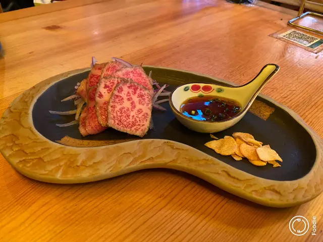 日本和牛肉刺身