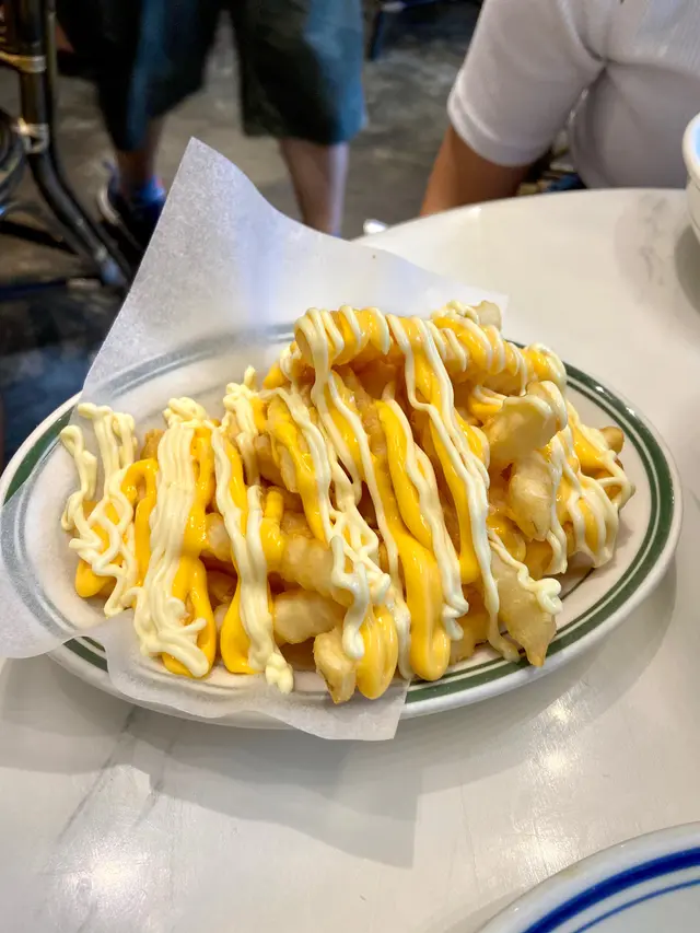 唔夠熱&薯條有啲普通，不過價錢取勝