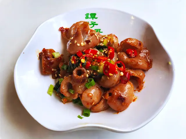 椒麻涼拌魚爽肚 