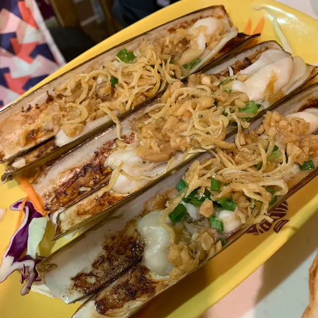 牛油蒜蓉燒蟶子皇