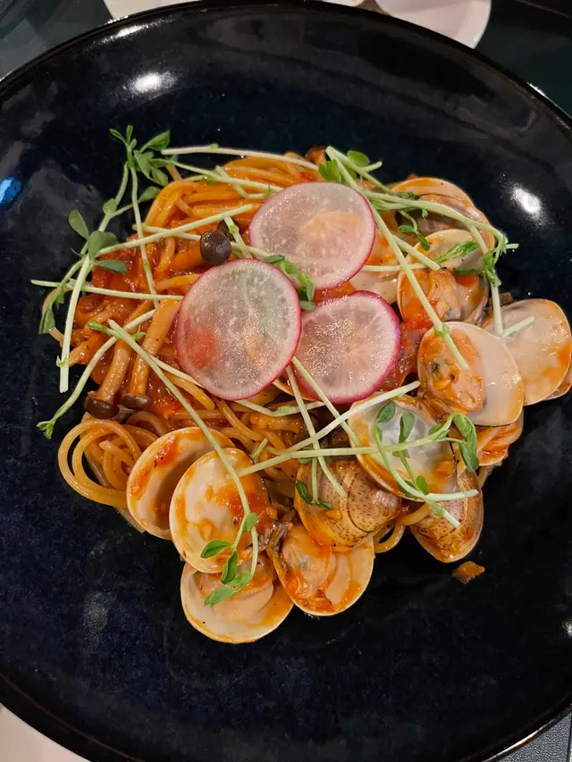 鮮菇硯醬燴意大利麵