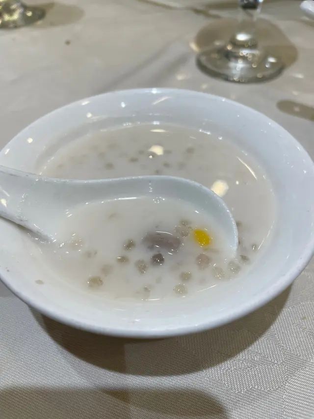 椰汁芋頭西米露