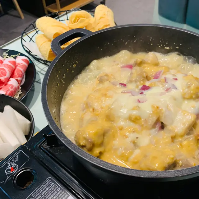 芝士雞煲