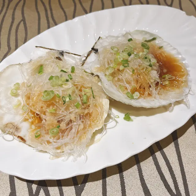 蒜蓉粉絲蒸大元貝