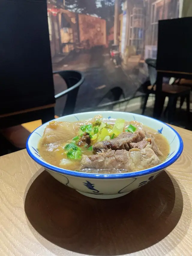 紅燒半筋半肉麵