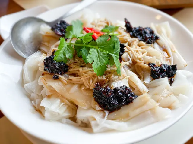 陳皮欖醬蒸陳村粉