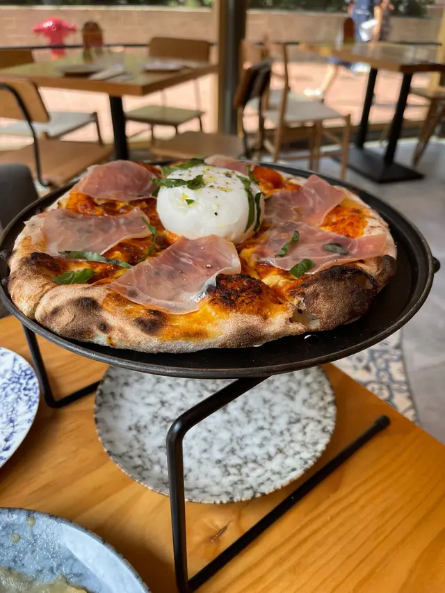 義大利布袋芝士薄餅