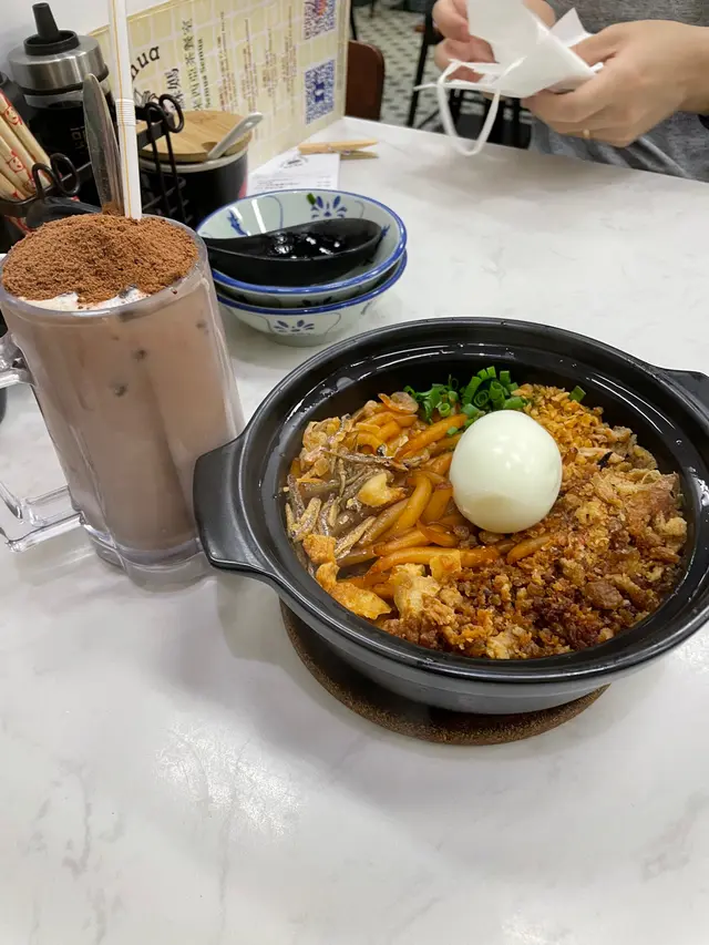 招牌砂煲老鼠粉