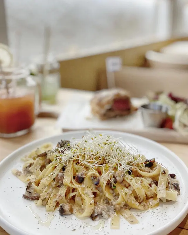 黑松露野菌闊條麵