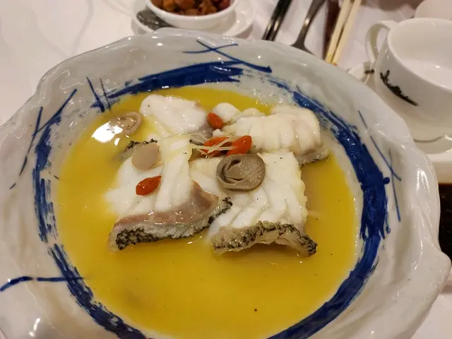 濃雞湯鮮班球浸柚皮
