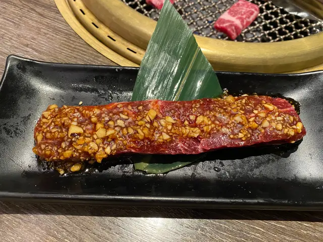 王樣! 腹胸肉 (蒜香炭燒醬)
