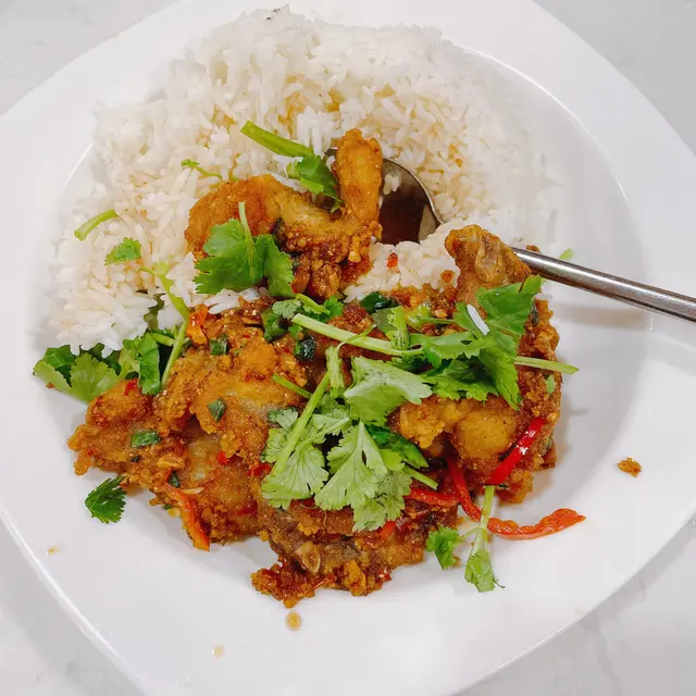 炸雞扒飯